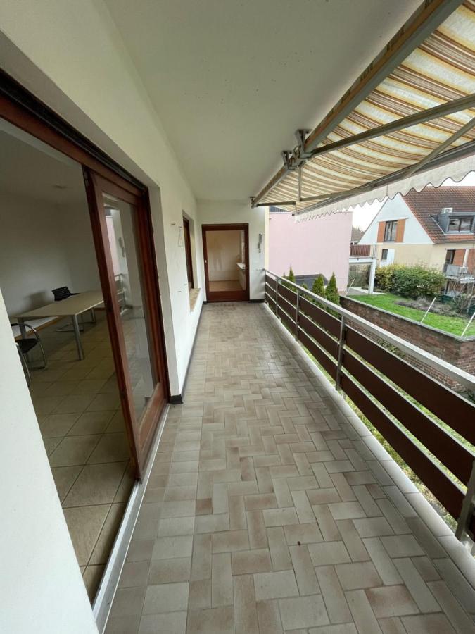 Bonn-Beuel Zentrale Ferienwohnung Mit Parkplaetzen 외부 사진