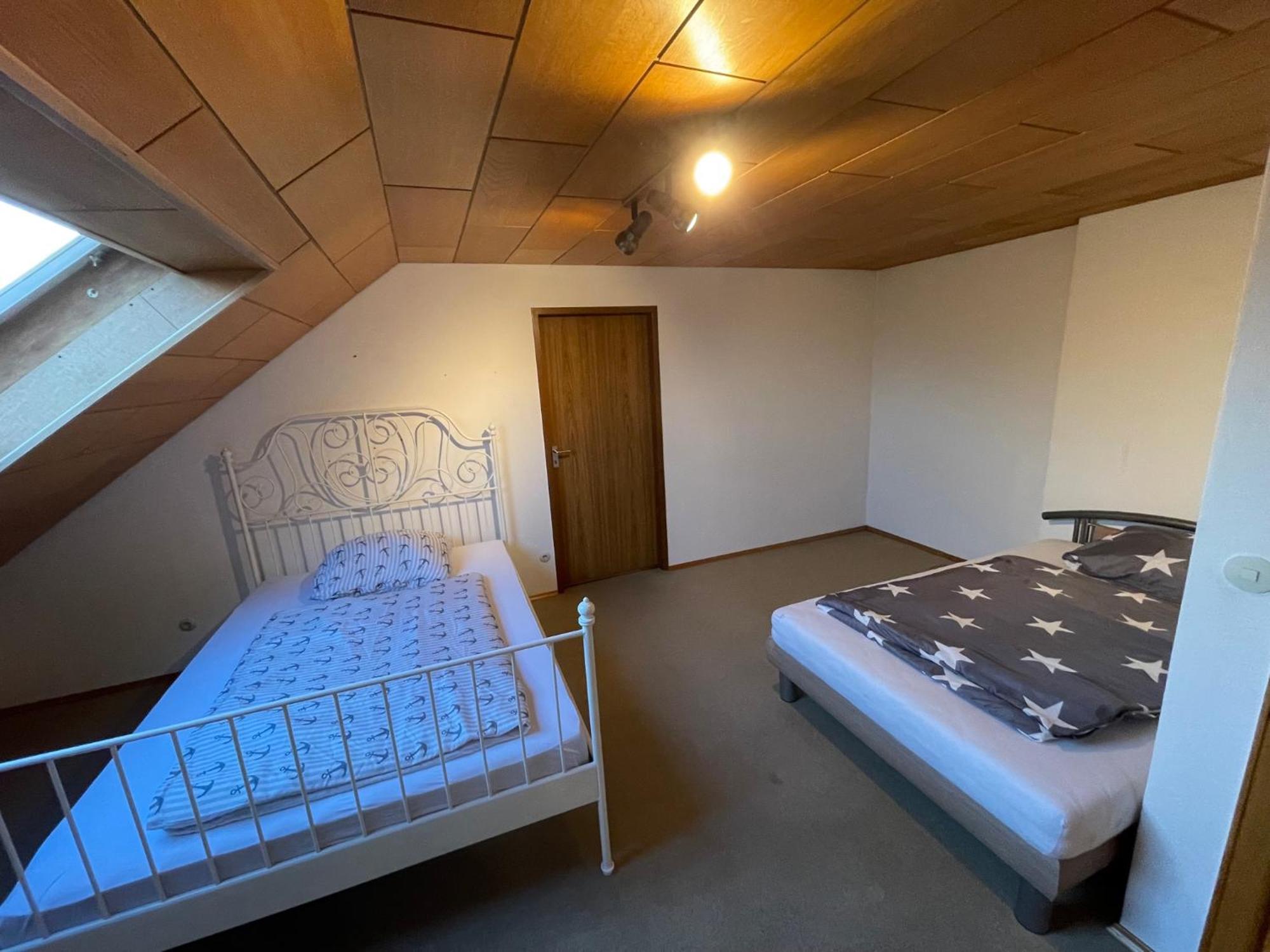 Bonn-Beuel Zentrale Ferienwohnung Mit Parkplaetzen 외부 사진